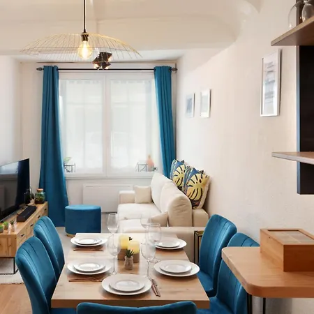 Le Pied A Terre De La Cite - Parking Au Pied De La Cite Apartment Carcassonne Room photo